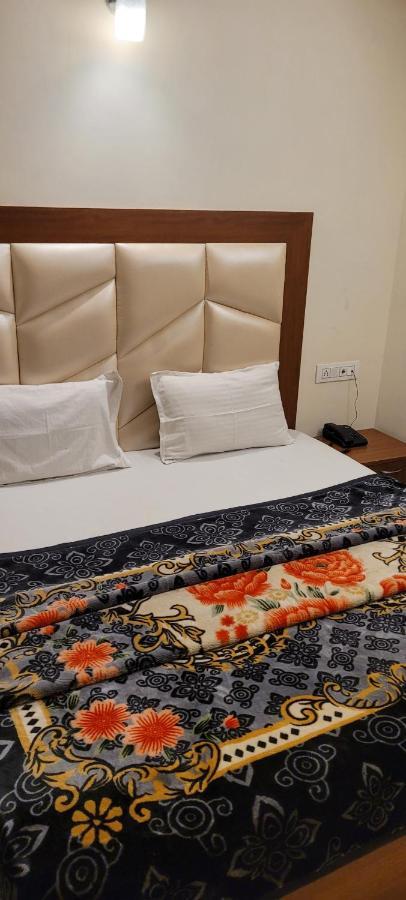 Hotel Snow Country Villa Manali  Exterior photo