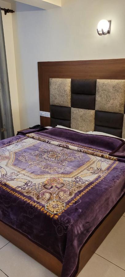 Hotel Snow Country Villa Manali  Exterior photo