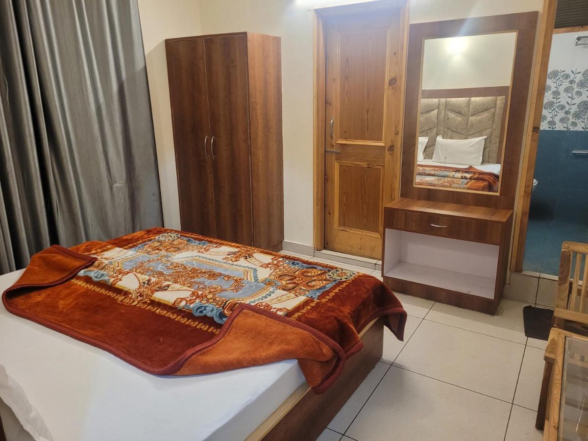 Hotel Snow Country Villa Manali  Exterior photo
