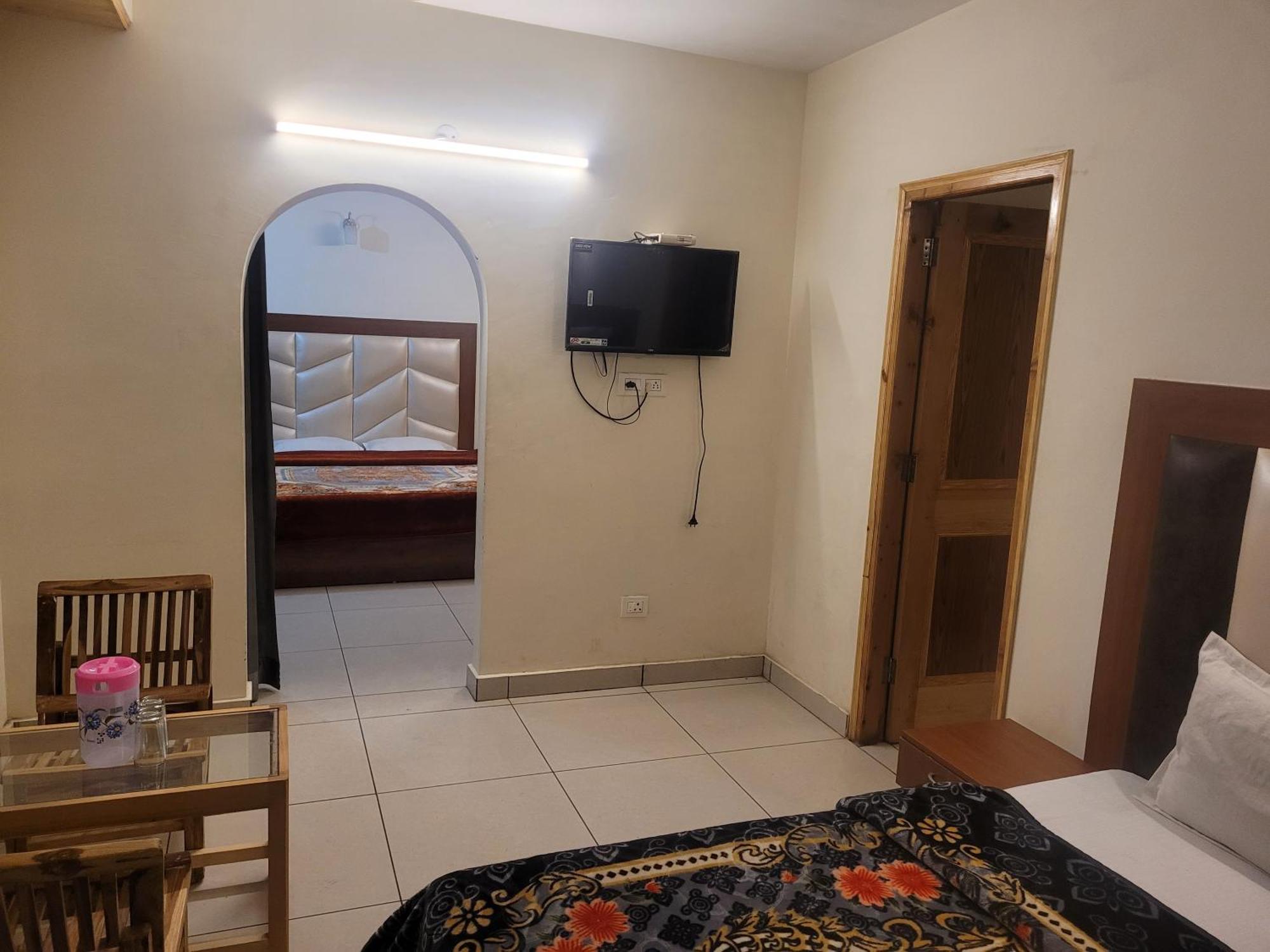 Hotel Snow Country Villa Manali  Exterior photo