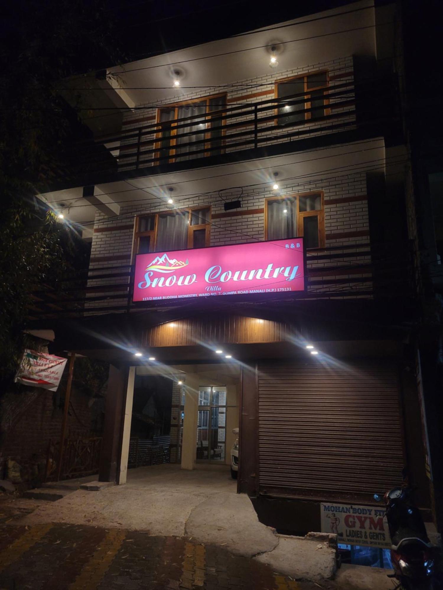 Hotel Snow Country Villa Manali  Exterior photo