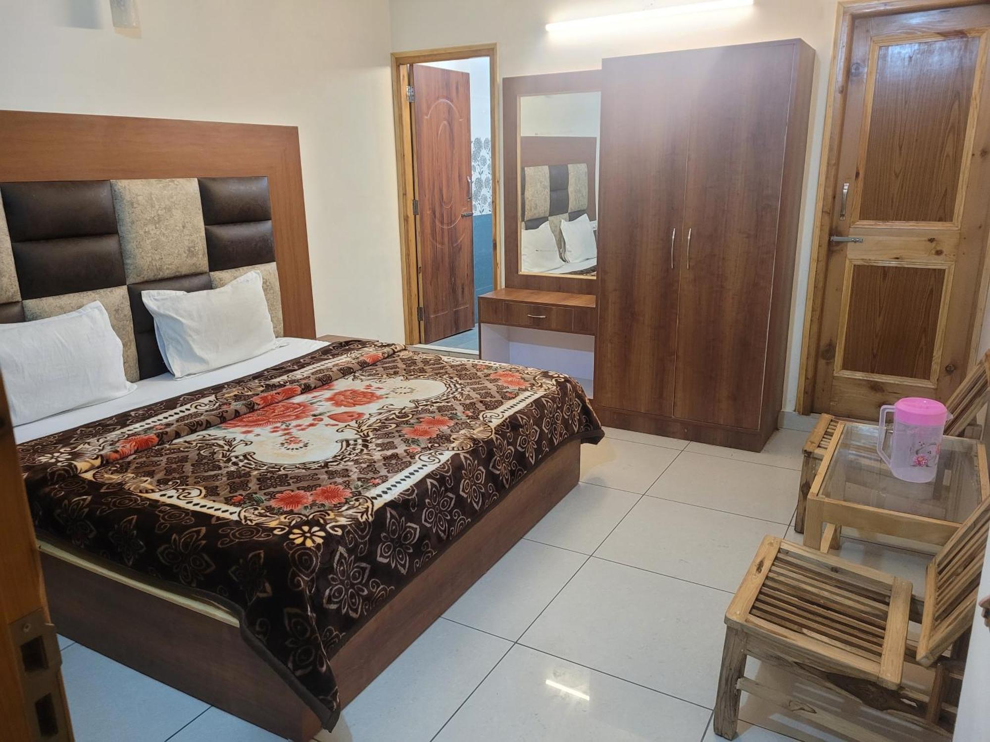 Hotel Snow Country Villa Manali  Exterior photo